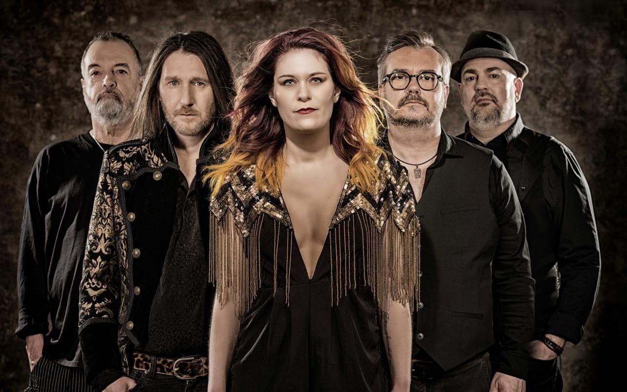 Jessie Lee & The Alchemists